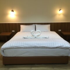 Отель Baan Wanchart Bangkok Residences Таиланд, Бангкок - отзывы, цены и фото номеров - забронировать отель Baan Wanchart Bangkok Residences онлайн комната для гостей фото 2