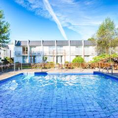 Отель Leonardo Hotel Düsseldorf Airport - Ratingen Германия, Ратинген - отзывы, цены и фото номеров - забронировать отель Leonardo Hotel Düsseldorf Airport - Ratingen онлайн бассейн фото 3