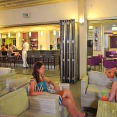 Euronapa Hotel Apartments интерьер отеля фото 2
