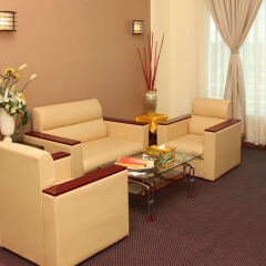 Zabu Thiri Hotel сауна