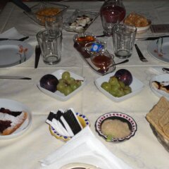 Отель Bed & Breakfast La Casa Delle Rondini Стаффоло питание