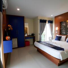 Calypso Patong Hotel 3* Номер Делюкс с различными типами кроватей фото 4