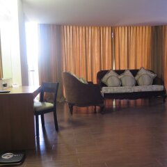Отель The Ritz Hotel at Garden Oases Филиппины, Давао - отзывы, цены и фото номеров - забронировать отель The Ritz Hotel at Garden Oases онлайн комната для гостей фото 4