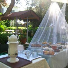 Mavi Pansiyon in Ayvalik, Turkey from 31$, photos, reviews - zenhotels.com event-facility