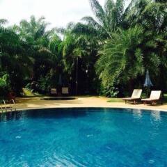 Отель Phuket Chaba Hotel Таиланд, Пхукет - 1 отзыв об отеле, цены и фото номеров - забронировать отель Phuket Chaba Hotel онлайн бассейн фото 2