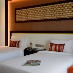 Отель Corus Hotel Kuala Lumpur Малайзия, Куала-Лумпур - 1 отзыв об отеле, цены и фото номеров - забронировать отель Corus Hotel Kuala Lumpur онлайн детские мероприятия