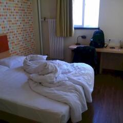 Отель Home Inn Ciyunsiqiao удобства в номере