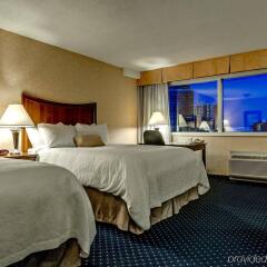 Отель Best Western Plus Suites Downtown Канада, Калгари - отзывы, цены и фото номеров - забронировать отель Best Western Plus Suites Downtown онлайн комната для гостей фото 2