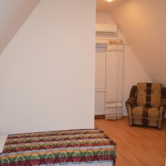 Гостиница Guest House on Gorkogo street 51 в Анапе отзывы, цены и фото номеров - забронировать гостиницу Guest House on Gorkogo street 51 онлайн Анапа удобства в номере