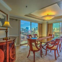 Отель Embassy Suites by Hilton Convention Center Las Vegas США, Лас-Вегас - отзывы, цены и фото номеров - забронировать отель Embassy Suites by Hilton Convention Center Las Vegas онлайн комната для гостей фото 5
