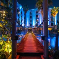 Отель Fukuoka Chapel Coconuts Hotel Ipolani (Adult Only) Япония, Порт Хаката - отзывы, цены и фото номеров - забронировать отель Fukuoka Chapel Coconuts Hotel Ipolani (Adult Only) онлайн помещение для мероприятий