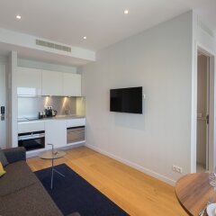 Отель PREMIER SUITES PLUS Amsterdam Нидерланды, Амстердам - отзывы, цены и фото номеров - забронировать отель PREMIER SUITES PLUS Amsterdam онлайн комната для гостей фото 2
