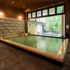 Отель Nishitetsu Resort Inn Beppu Беппу бассейн
