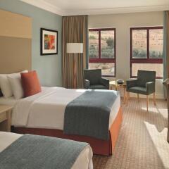 Отель Movenpick Resort Petra Иордания, Вади-Муса - 1 отзыв об отеле, цены и фото номеров - забронировать отель Movenpick Resort Petra онлайн комната для гостей фото 2