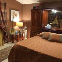 Отель Dickinson Guest House комната для гостей