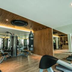 Отель MAI HOUSE Patong Hill фитнесс-зал