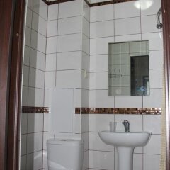 Гостиница Guest House Romantika в Анапе отзывы, цены и фото номеров - забронировать гостиницу Guest House Romantika онлайн Анапа ванная фото 2