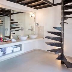 Art Hotel Santorini сейф в номере