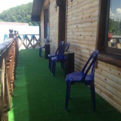 Отель Mayak Guest House Сочи приотельная территория