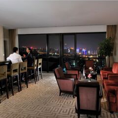 Отель Best Western Premier Shenzhen Felicity Hotel Китай, Шэньчжэнь - отзывы, цены и фото номеров - забронировать отель Best Western Premier Shenzhen Felicity Hotel онлайн гостиничный бар