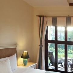 Отель Centara Sandy Beach Resort Danang сейф в номере
