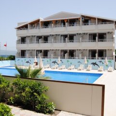 Отель Altinkum Tatil Konaklari Мармара бассейн