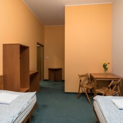 Отель Hill Inn Польша, Познань - отзывы, цены и фото номеров - забронировать отель Hill Inn онлайн удобства в номере фото 2