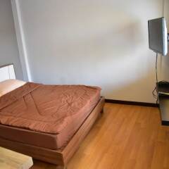 Inn Trog And Inn Soi - Hostel - Adults Only Бангкок комната для гостей фото 3