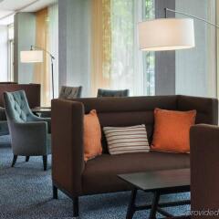 Отель Park Inn by Radisson London Heathrow гостиничный бар