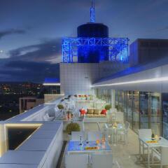 Отель Qafqaz Baku City Hotel and Residences Азербайджан, Баку - 9 отзывов об отеле, цены и фото номеров - забронировать отель Qafqaz Baku City Hotel and Residences онлайн гостиничный бар