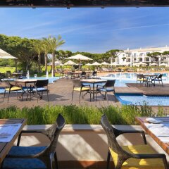 Отель Pine Cliffs Ocean Suites, a Luxury Collection Resort & Spa пляж фото 2