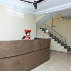 OYO 12777 Hotel Classic интерьер отеля