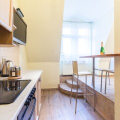 Отель Spacious Duplex by Park&Metro by easyBNB в номере