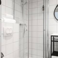 Отель Residhotel Les Coralynes Франция, Канны - 9 отзывов об отеле, цены и фото номеров - забронировать отель Residhotel Les Coralynes онлайн ванная фото 2