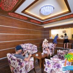 Kleopatra Blue Hawaii Hotel интерьер отеля