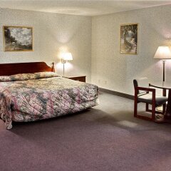 Отель Americas Best Value Inn Niagara Falls США, Ниагара-Фолс - отзывы, цены и фото номеров - забронировать отель Americas Best Value Inn Niagara Falls онлайн комната для гостей фото 5