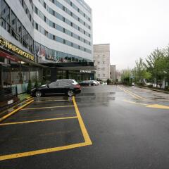 Отель Itaewon Crown hotel Южная Корея, Сеул - отзывы, цены и фото номеров - забронировать отель Itaewon Crown hotel онлайн парковка