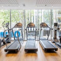 Отель ILUNION Barcelona фитнесс-зал фото 2