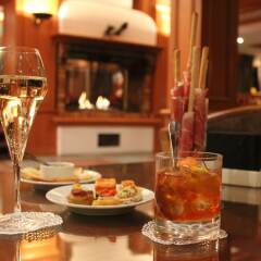 Hotel Carlina Courchevel гостиничный бар
