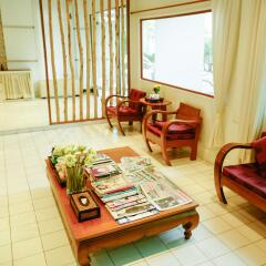 Saphan Krungthep Hostel интерьер отеля