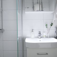 Отель Roost Kirstinkatu Финляндия, Хельсинки - отзывы, цены и фото номеров - забронировать отель Roost Kirstinkatu онлайн ванная