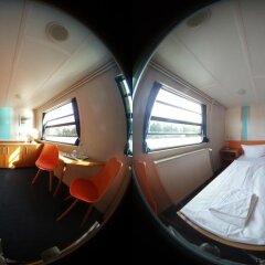 Отель Eastern & Western Comfort Hostelboat фото 2