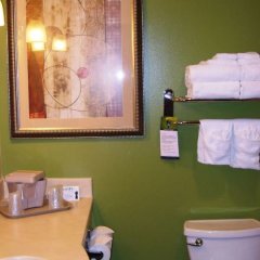 Sleep Inn & Suites in Redmond, United States of America from 227$, photos, reviews - zenhotels.com bathroom