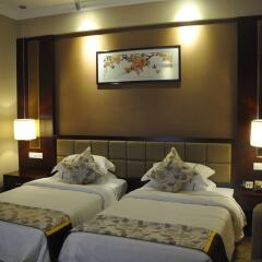 Galaxy Hotel комната для гостей