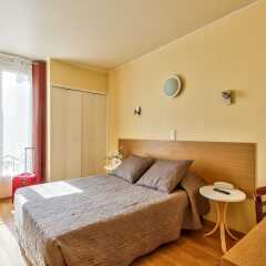 Отель Hôtel Terminus Paris La Défense комната для гостей