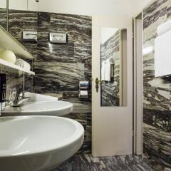 Hotel Comet am Kurfürstendamm ванная фото 2