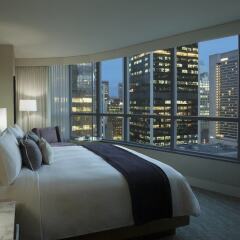 Отель Vancouver Marriott Pinnacle Downtown Hotel Канада, Ванкувер - отзывы, цены и фото номеров - забронировать отель Vancouver Marriott Pinnacle Downtown Hotel онлайн балкон