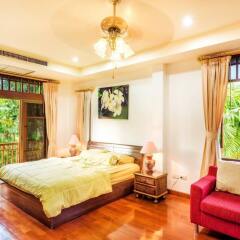 Отель Phuket Private Havana Villa комната для гостей