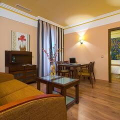 Отель Suites Gran Via 44 Apartahotel комната для гостей фото 4