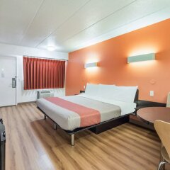 Отель Motel 6 Columbus - Worthington США, Колумбус - отзывы, цены и фото номеров - забронировать отель Motel 6 Columbus - Worthington онлайн комната для гостей фото 4